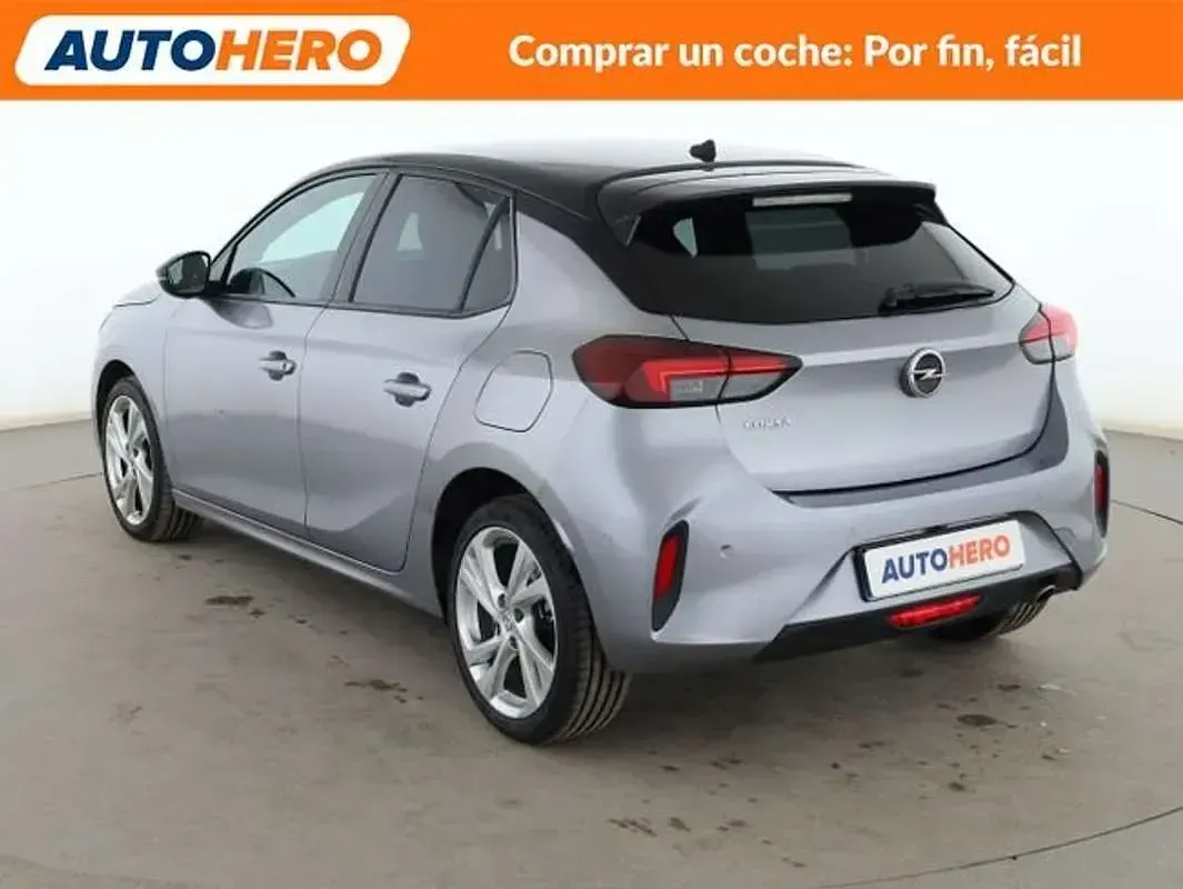 Usado Opel Corsa GS Line 101 CV (74 kW) 2020 Gris Utilitario