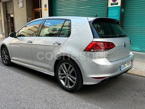 Usado VW Golf VII Sportline 110 CV (80 kW) 2015 Gris / plata Berlina