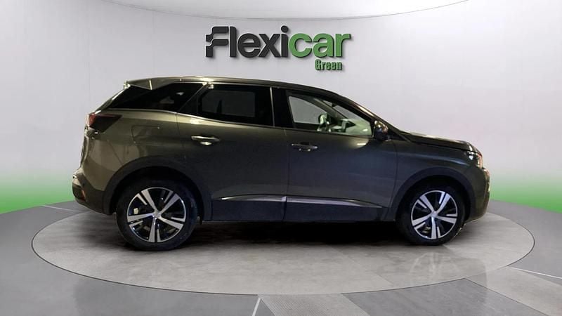 Usado Peugeot 3008 Allure 131 CV (96 kW) 2021 Gris SUV