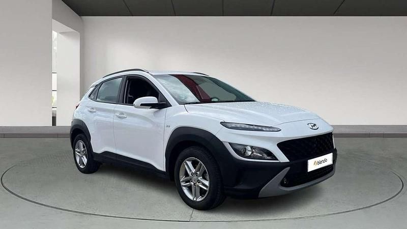 Usado Hyundai Kona 121 CV (88 kW) 2022 Blanco SUV