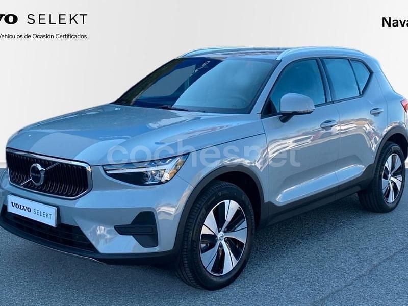 Gris / plata Nuevo 2025 Volvo XC40 Core SUV | 37.900 € (Precio justo) - Imagen 1/4