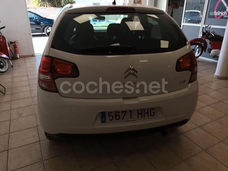 Usado Citroën C3 Exclusive 68 CV (50 kW) 2011 Blanco Berlina