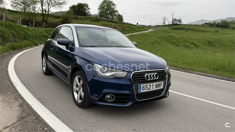 Usado Audi A1 Ambition 122 CV (89 kW) 2011 Azul Utilitario