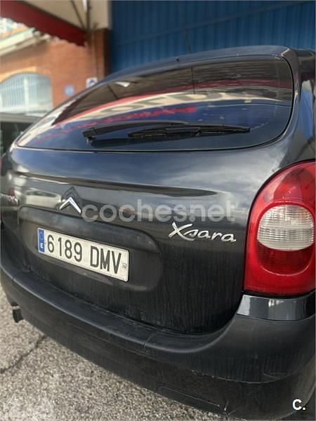 Usado Citroën Xsara Picasso 110 CV (80 kW) 2005 Negro Monovolumen