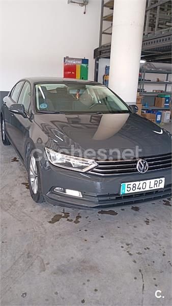 Negro Usado 2015 VW Passat Edition Berlina | 10.500 € (Super precio) - Imagen 1/4