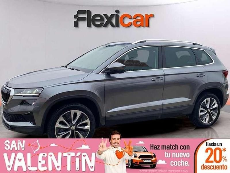 Usado Skoda Karoq Style 150 CV (110 kW) 2022 Gris SUV