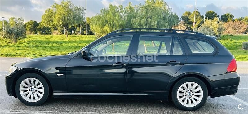 Usado BMW 318 143 CV (105 kW) 2009 Negro Familiar