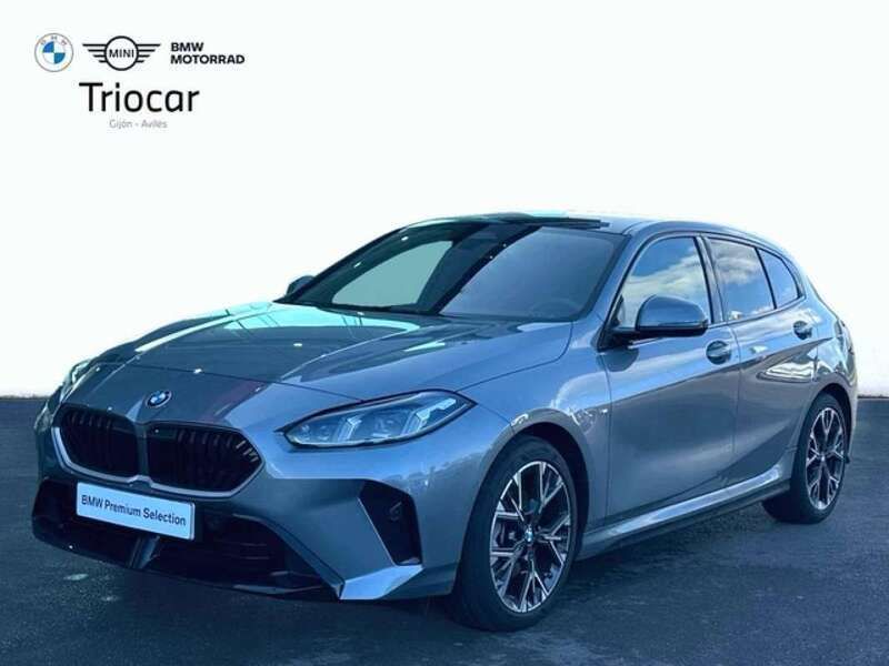 Gris Usado 2024 BMW 120 Comfort Edition Utilitario | 37.990 € - Imagen 1/4