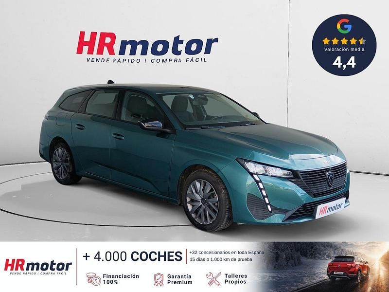 Usado Peugeot 308 Active 110 CV (80 kW) 2022 Verde Familiar