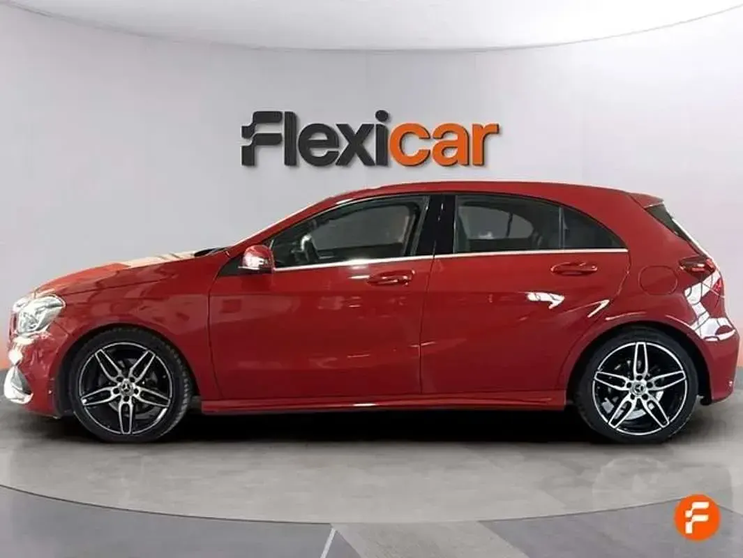 Usado Mercedes A200 139 CV (102 kW) 2018 Rojo Utilitario