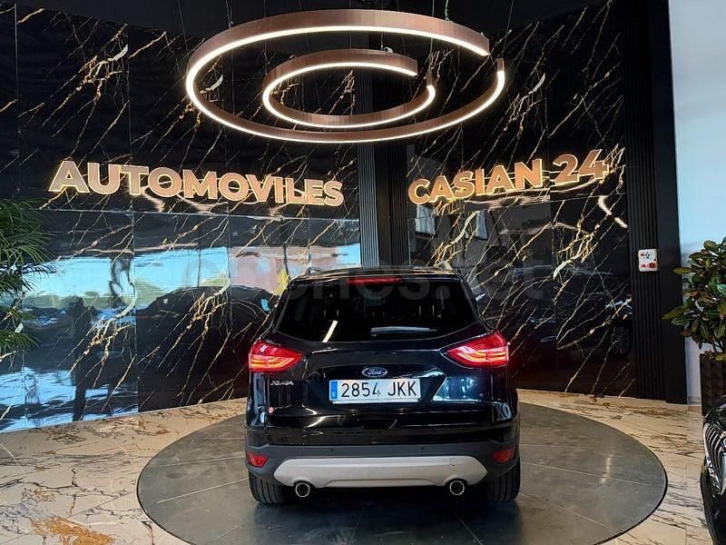 Usado Ford Kuga Titanium 150 CV (110 kW) 2016 Negro SUV