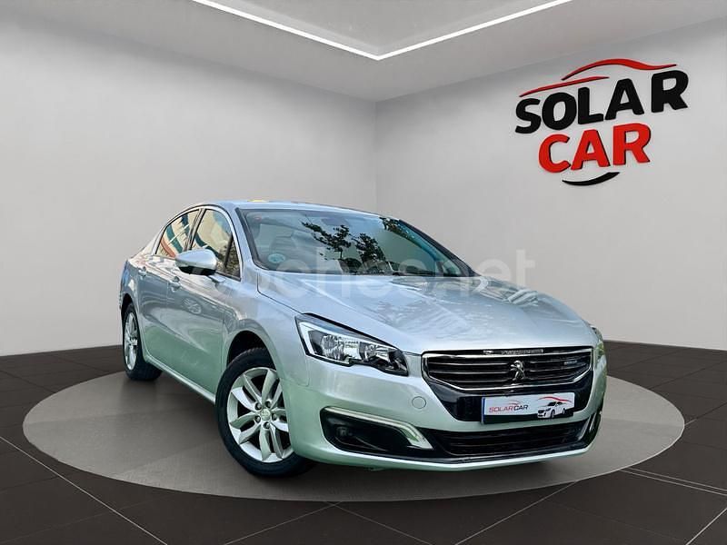 Usado Peugeot 508 Active 120 CV (88 kW) 2016 Gris / plata Familiar