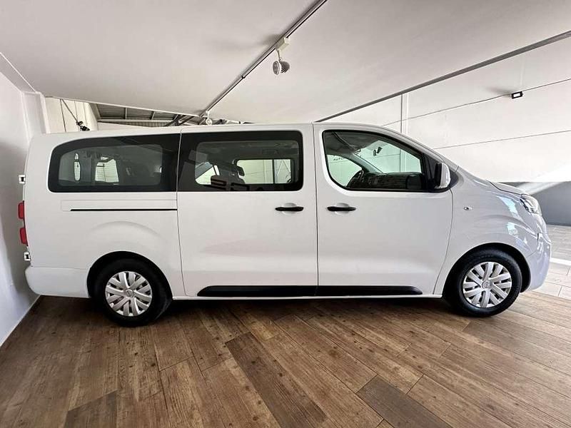 Usado Opel Vivaro 120 HP (88 kW) 2022 Branco Monovolume