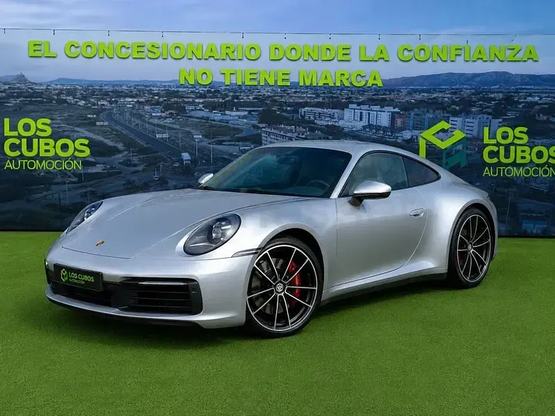 Usado Porsche 911 Carrera 385 CV (283 kW) 2023 Gris / plata Coupe