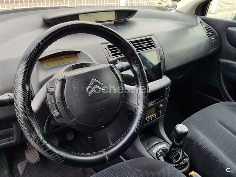 Usado Citroën C4 110 CV (80 kW) 2007 Gris / plata Berlina