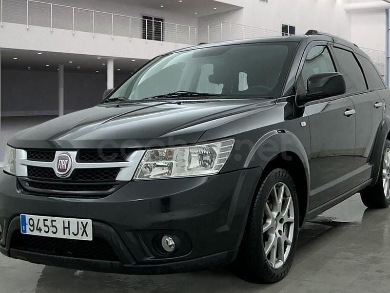 Negro Usado 2012 Fiat Freemont Lounge SUV | 6490 € (Precio justo) - Imagen 1/4