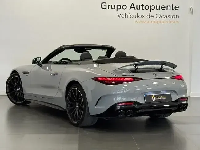 Usado Mercedes SL43 AMG AMG 381 CV (280 kW) 2022 Gris / plata Descapotable