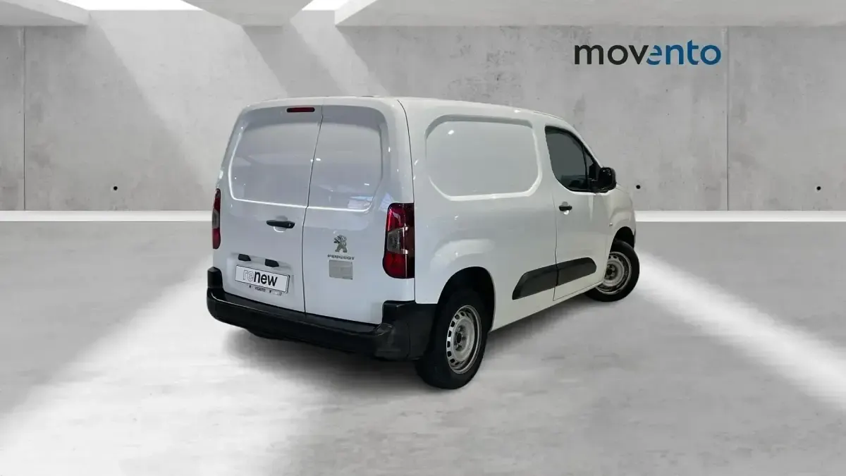 Usado Peugeot Partner Premium 98 CV (72 kW) 2021 Blanco Monovolumen
