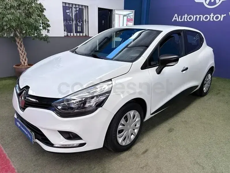 Usado Renault Clio IV LIMITED 75 CV (55 kW) 2019 Blanco Berlina