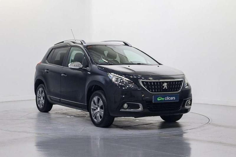 Usado Peugeot 2008 Style 82 CV (60 kW) 2018 Gris SUV