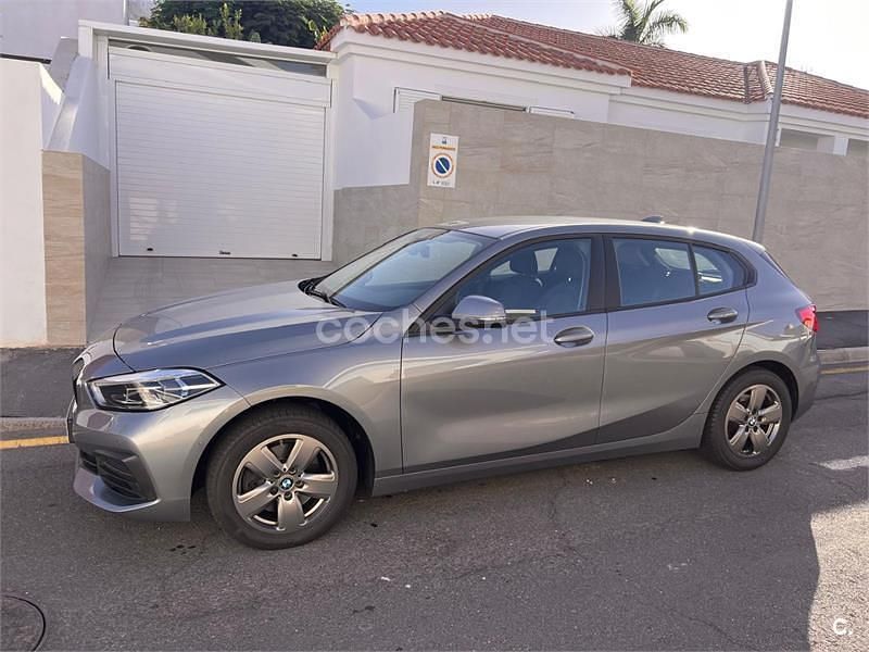 Gris / plata Usado 2023 BMW 118 Utilitario | 24.500 € (Precio justo) - Imagen 1/4