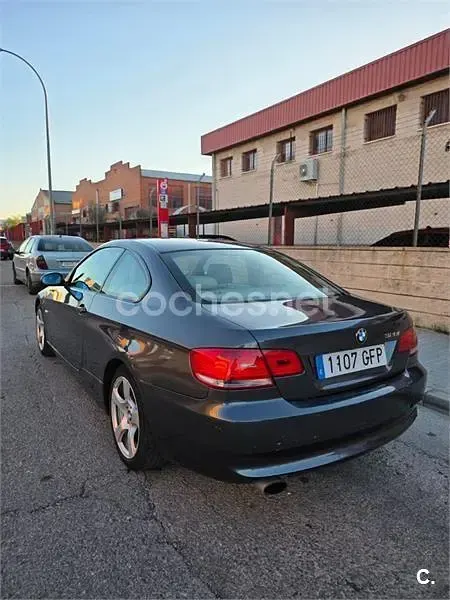 Usado BMW 320 170 CV (125 kW) 2008 Beige Coupe