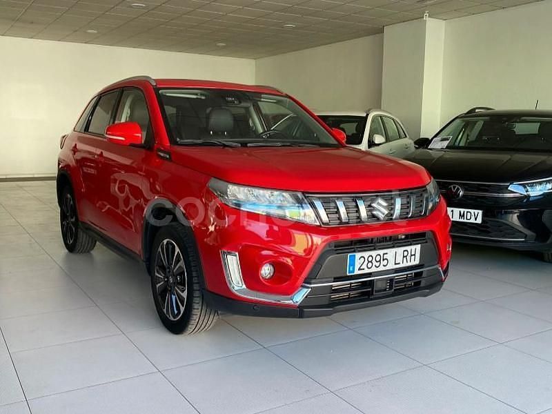Granate Usado 2021 Suzuki Vitara GLX SUV | 21.990 € (Un poco caro) - Imagen 1/4