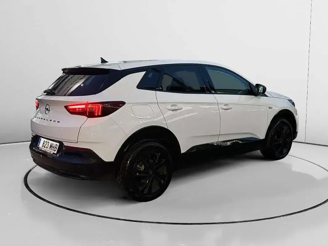 Usado Opel Grandland X S 131 CV (96 kW) 2023 Blanco SUV