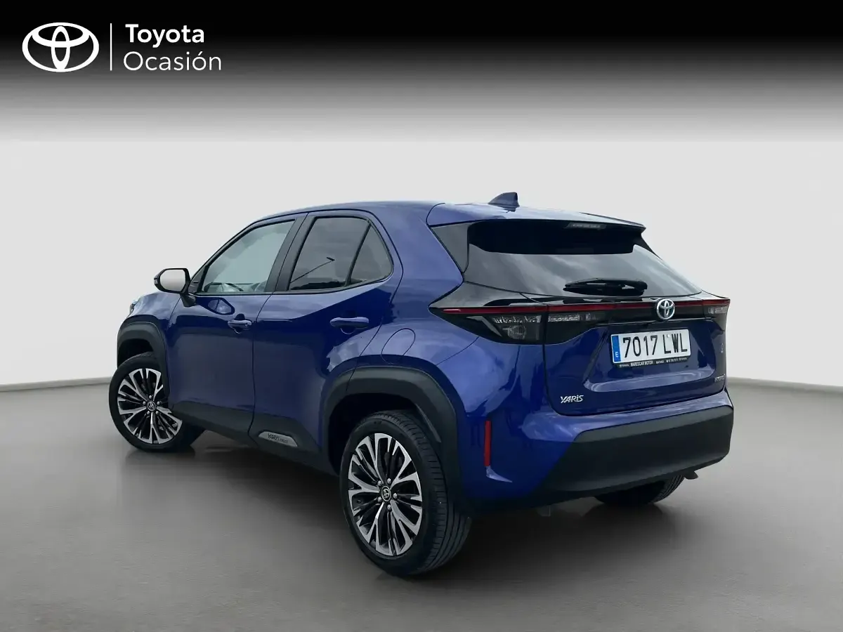 Usado Toyota Yaris Cross Style 116 CV (85 kW) 2022 Azul SUV