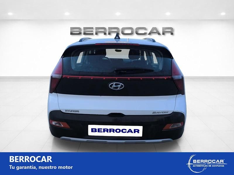 Usado Hyundai Bayon 84 CV (61 kW) 2023 Blanco SUV