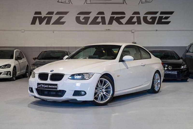 Blanco Usado 2009 BMW 320 Comfort Edition Coupe | 9490 € (Precio justo) - Imagen 1/4