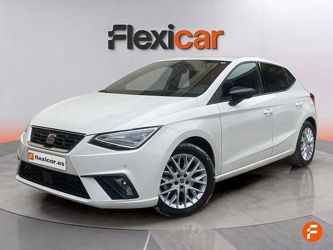 Usado Seat Ibiza FR 110 CV (80 kW) 2022 Blanco Utilitario