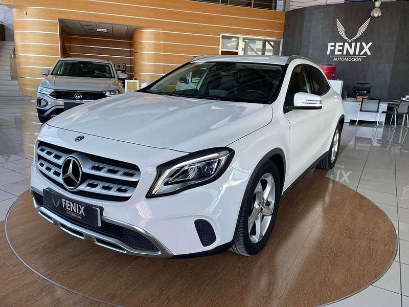 Blanco Usado 2018 Mercedes GLA200 AMG line SUV | 17.900 € (Super precio) - Imagen 1/4