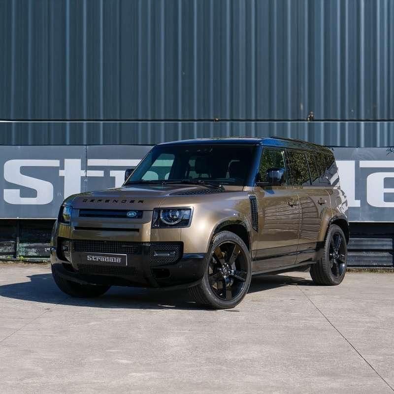 Usado Land Rover Defender HSE Dynamic 404 CV (297 kW) 2023 Marrón SUV