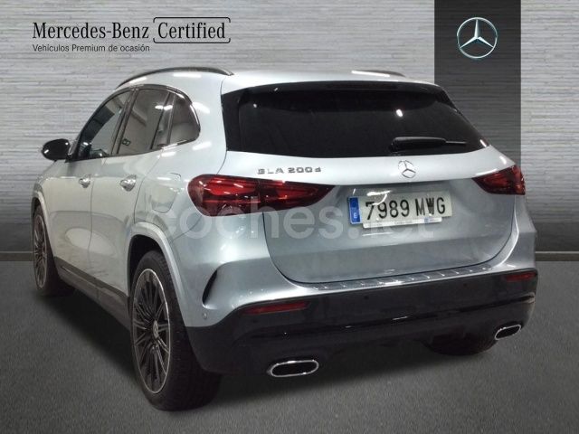 Usado Mercedes GLA200 150 CV (110 kW) 2024 Gris / plata SUV