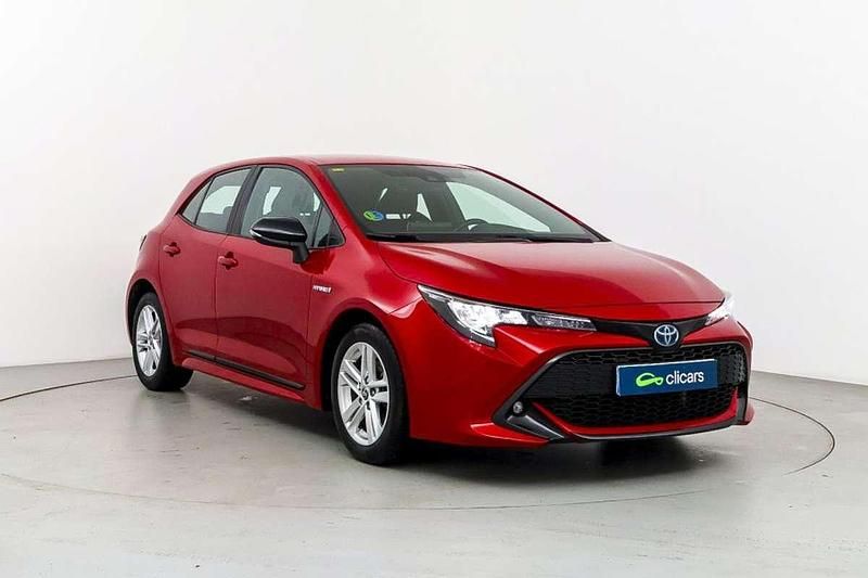 Usado Toyota Corolla Active 98 CV (72 kW) 2019 Rojo Berlina