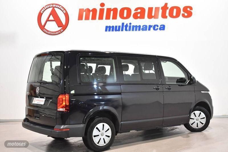 Usado VW Caravelle 150 CV (110 kW) 2023 Negro Monovolumen