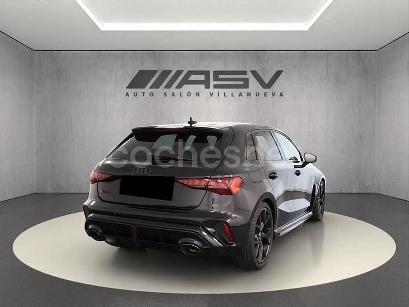 Usado Audi RS3 400 CV (294 kW) 2025 Negro Berlina