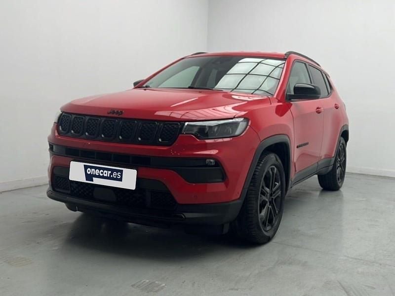 Usado Jeep Compass Night Eagle 130 CV (95 kW) 2022 Rojo SUV