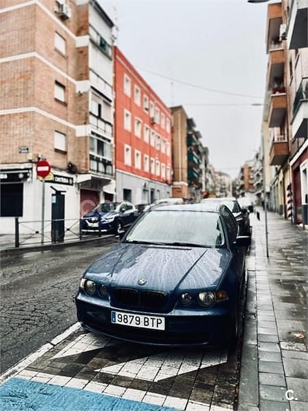 Usado BMW 318 118 CV (86 kW) 2002 Azul Coupe
