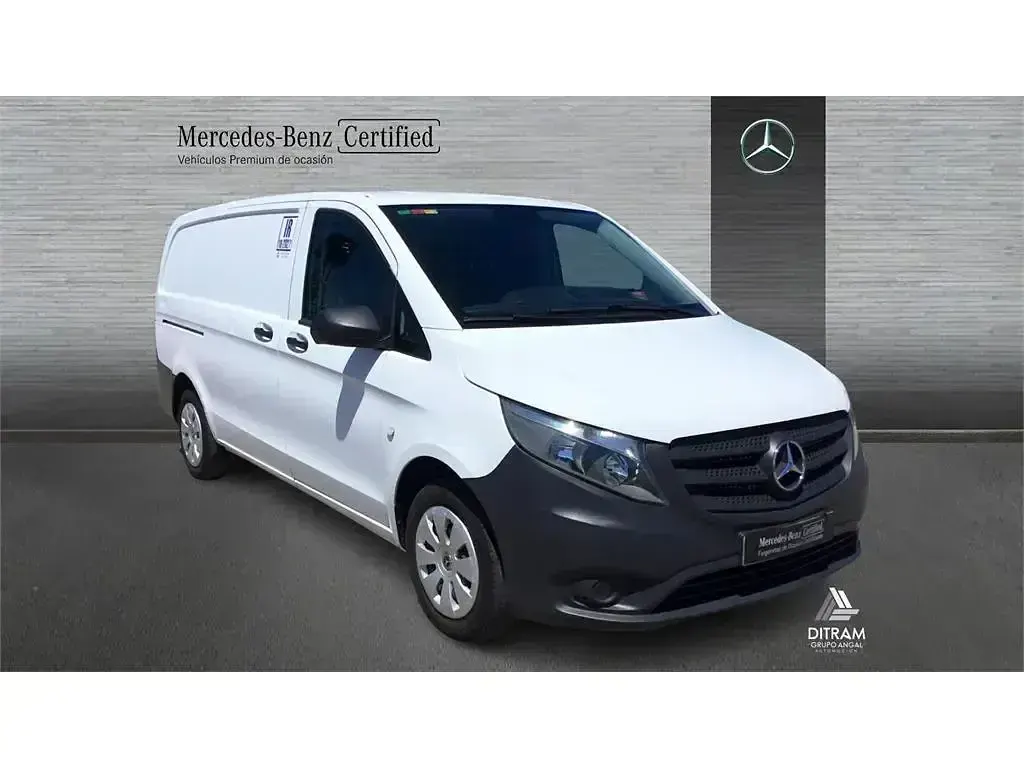 Usado Mercedes Vito 136 CV (100 kW) 2015 Blanco Van