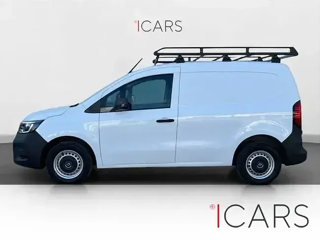 Usado Renault Kangoo 95 CV (69 kW) 2023 Blanco Monovolumen