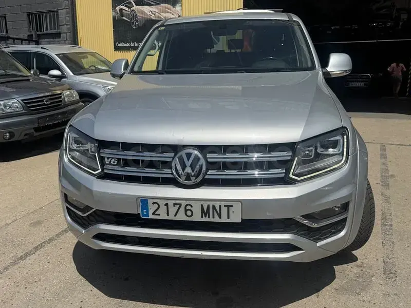 Usado VW Amarok Highline 204 CV (150 kW) 2019 Gris / plata Pickup/Camioneta