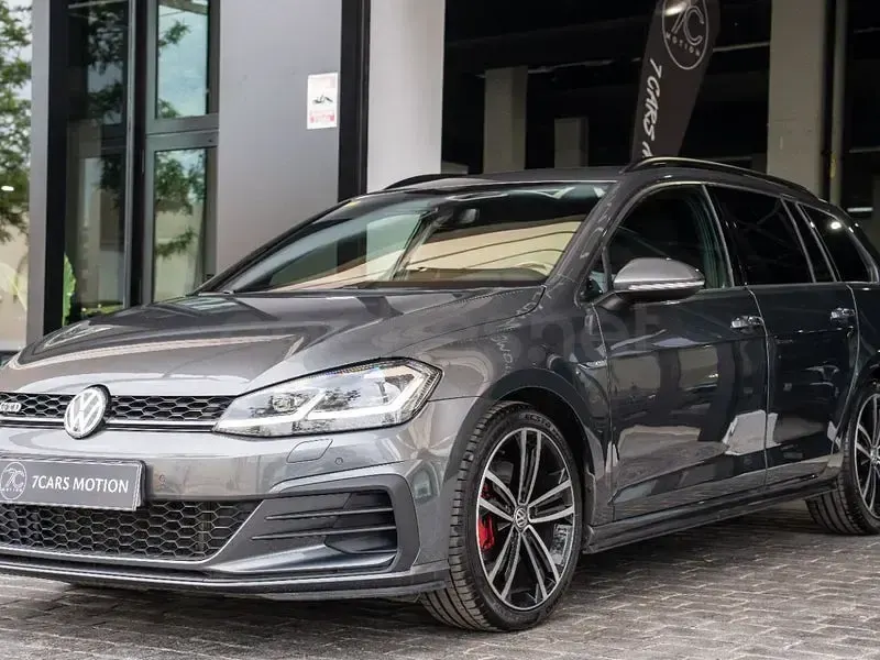 Usado VW Golf VII GTD 184 CV (135 kW) 2018 Gris / plata Familiar