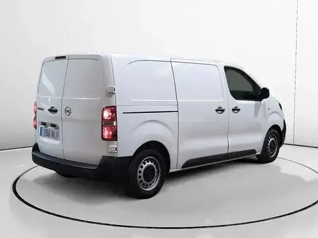 Usado Opel Vivaro 121 CV (88 kW) 2021 Blanco Monovolumen