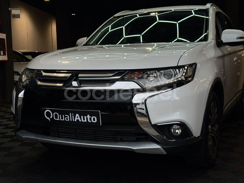 Usado Mitsubishi Outlander Motion 150 CV (110 kW) 2018 Blanco SUV