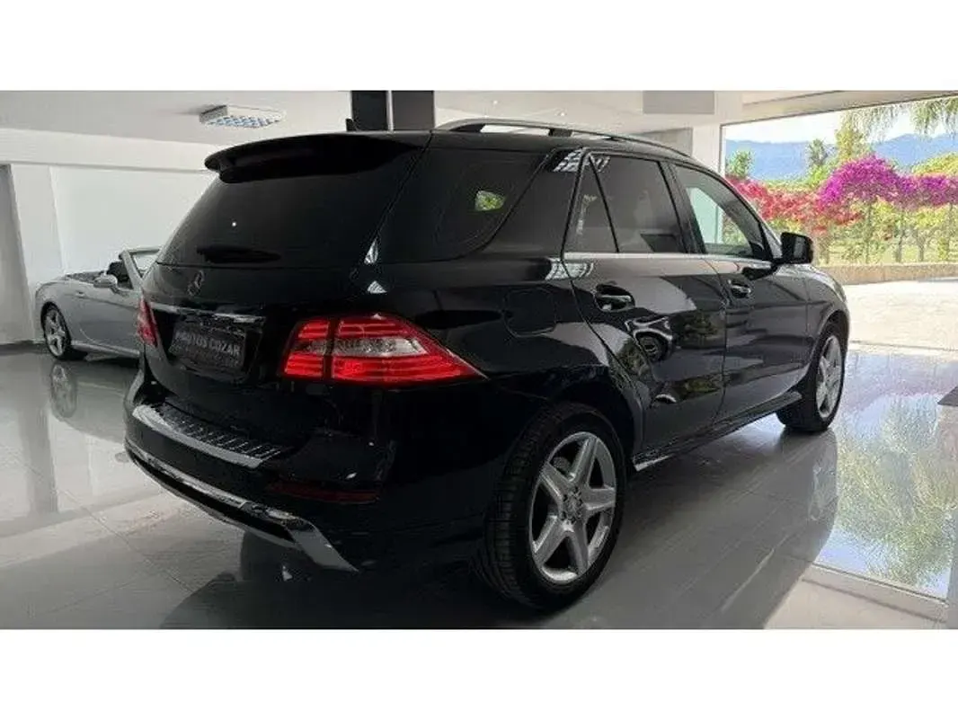 Usado Mercedes ML350 258 CV (189 kW) 2012 Negro SUV