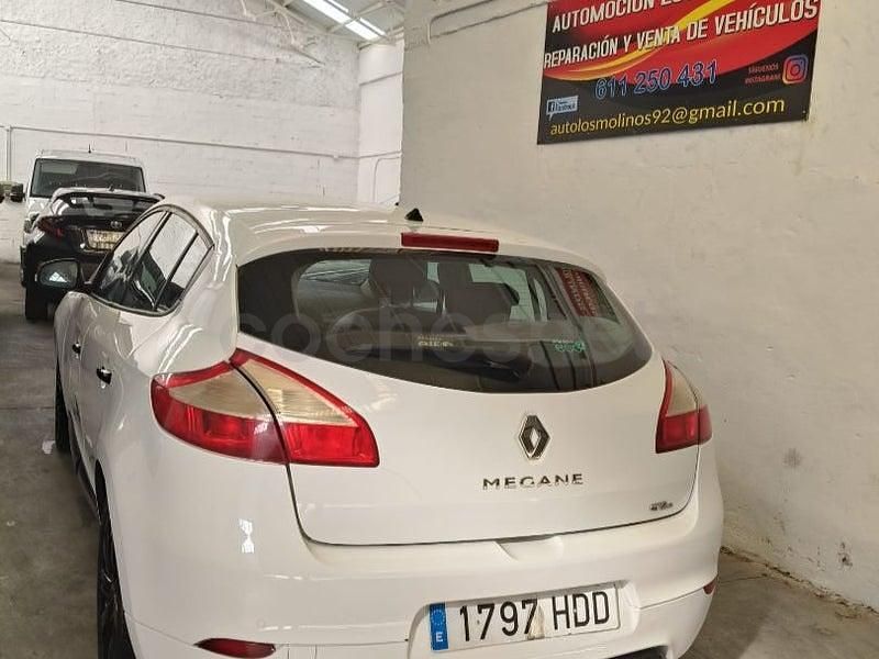 Usado Renault Mégane Business 110 CV (80 kW) 2012 Blanco Berlina