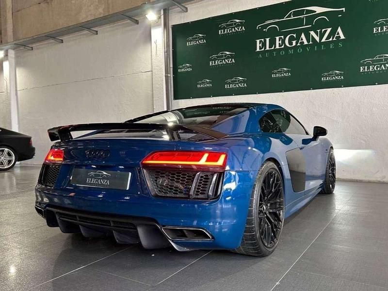 Usado Audi R8 Coupé Sport 570 CV (419 kW) 2019 Azul Coupe