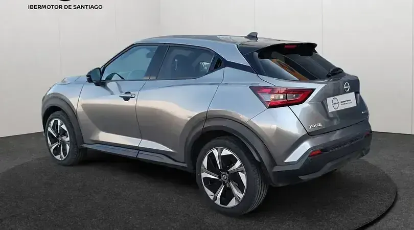 Usado Nissan Juke Tekna 143 CV (105 kW) 2025 Skyline grey metalizado SUV